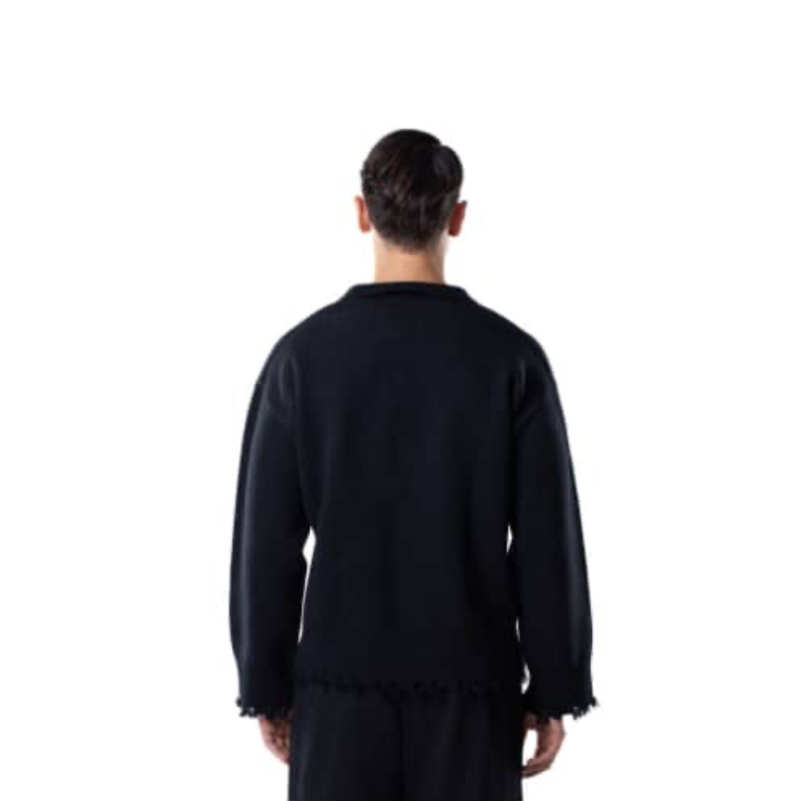 BLACK KNITTED SWEATER