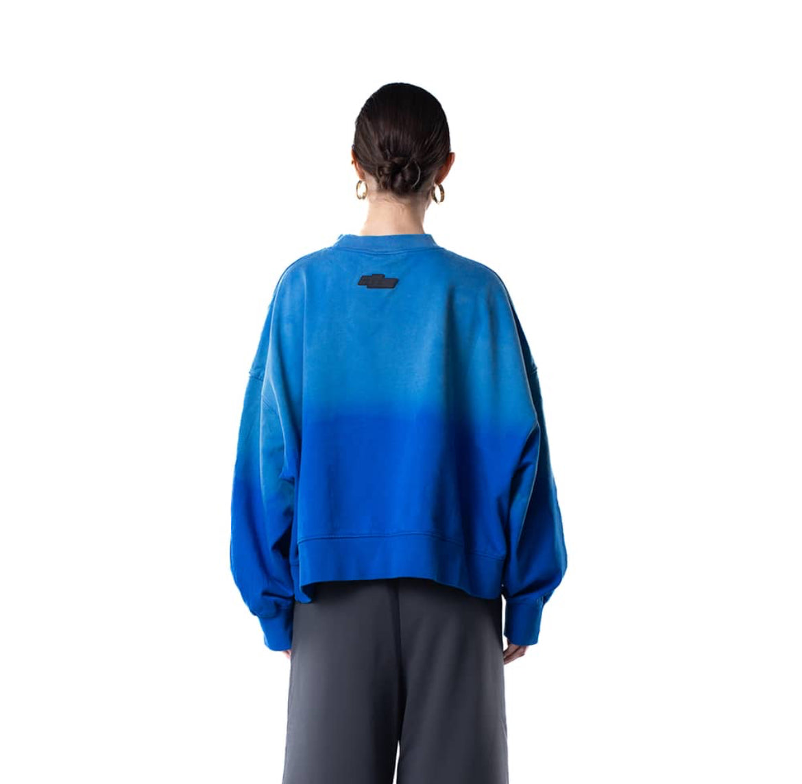 BLUE WASHED SWEATER